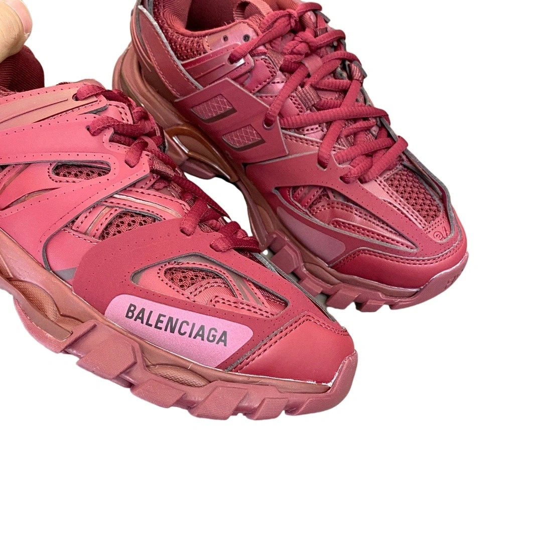 OOBB — 542436W2LA15504 Track 3.0 GET item:C-X000C07110